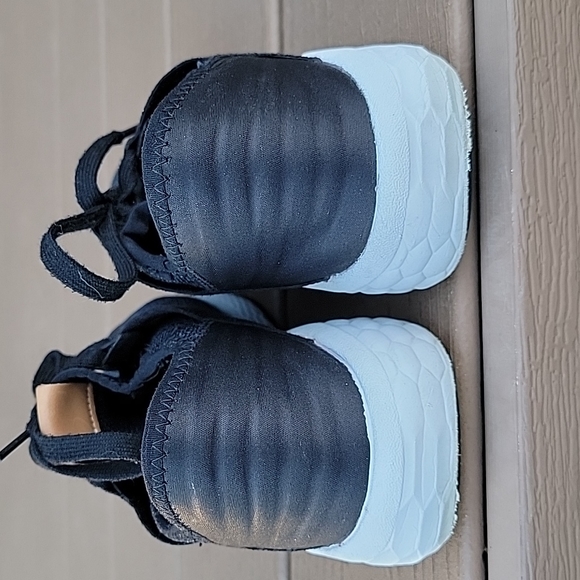 New Balance Men's Fresh Foam Cruz V2 Blue/Black Running Sneak Size 8.5 - Picture 4 of 9